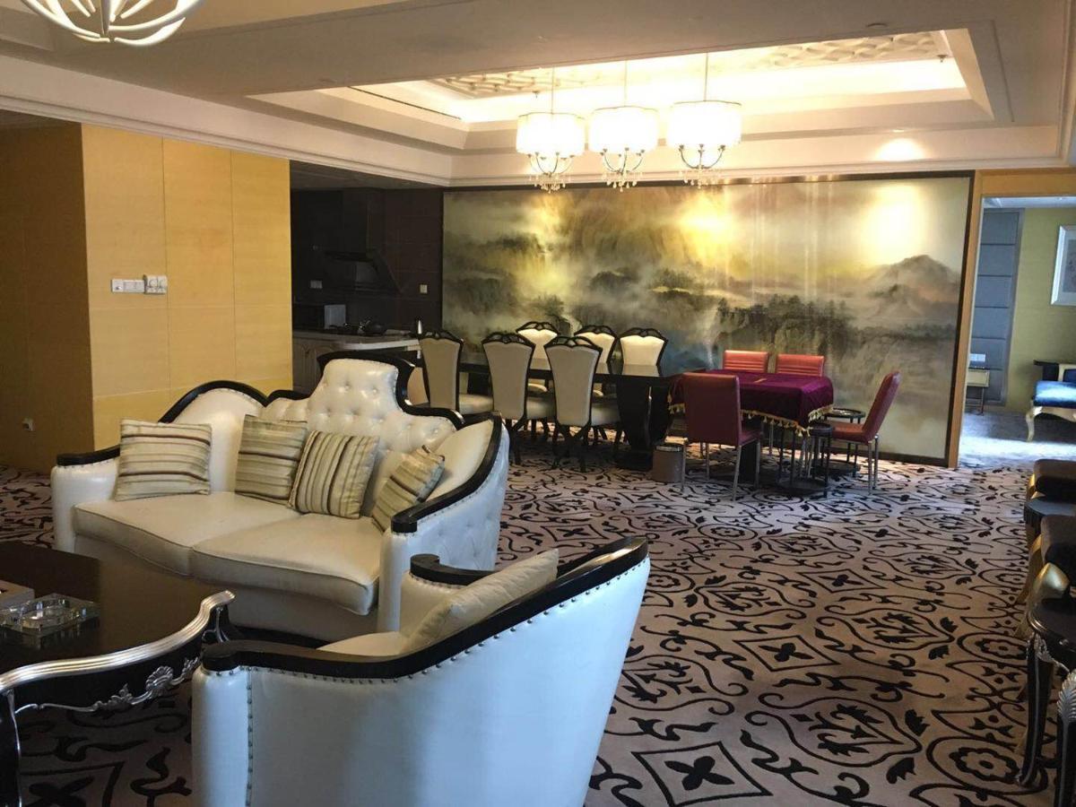 Ramada Yangzhou Baoying Hotel Екстериор снимка