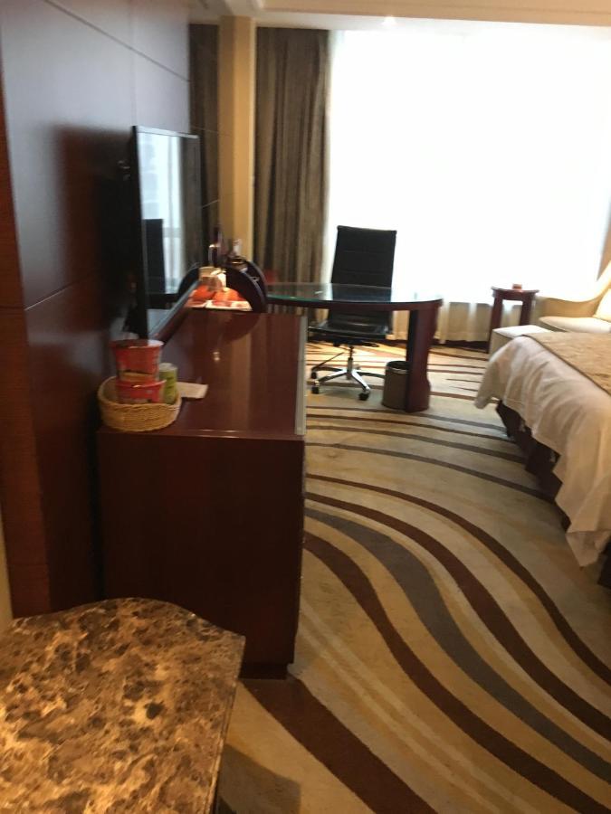 Ramada Yangzhou Baoying Hotel Екстериор снимка