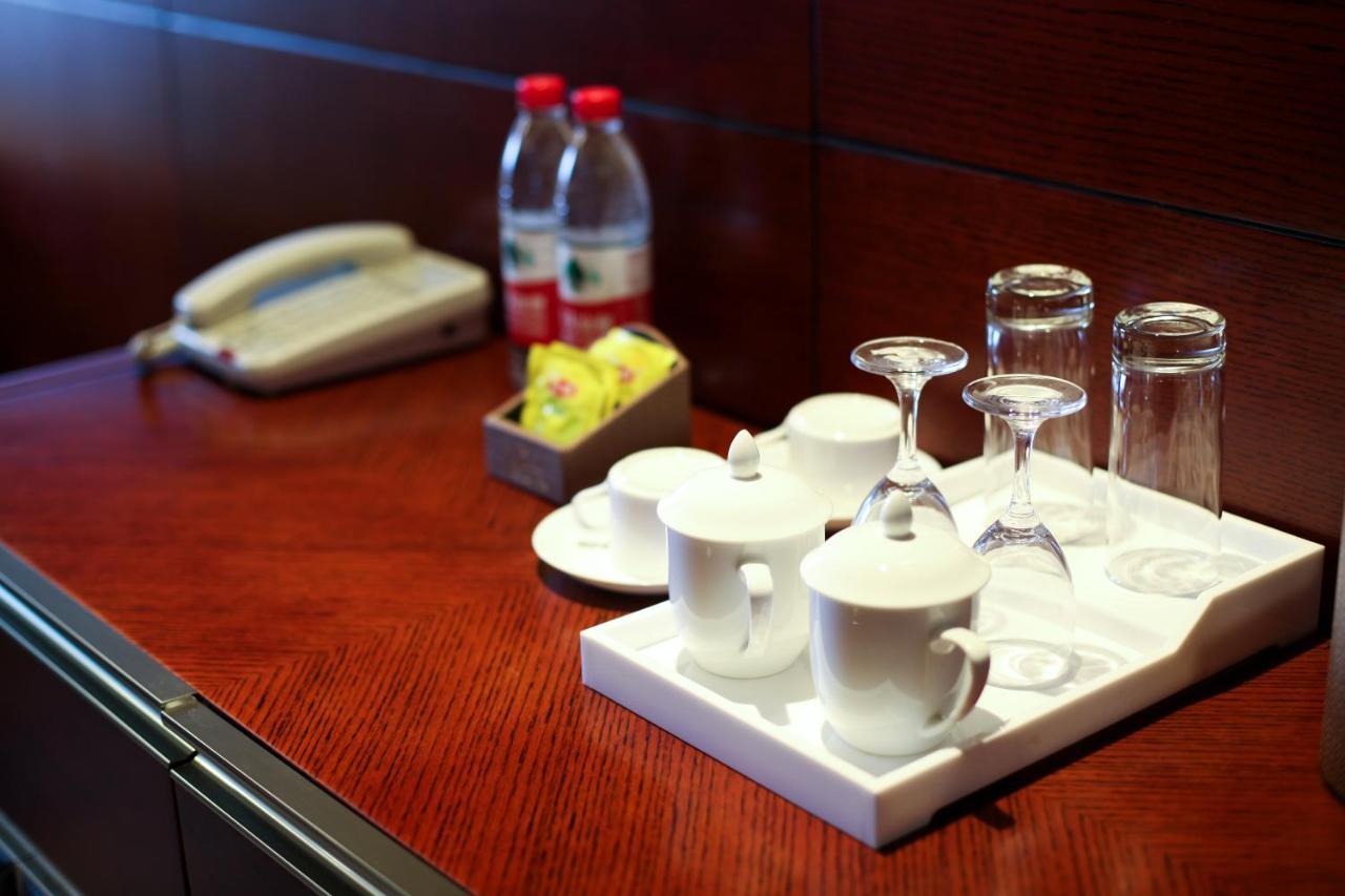 Ramada Yangzhou Baoying Hotel Екстериор снимка